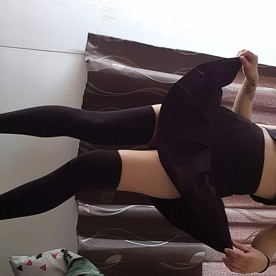 我不是想被喜欢，只是想好好当朋友-笨蛋水母