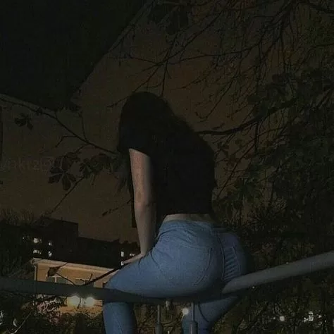 无锡字母圈想念与距离的落差-笨蛋水母