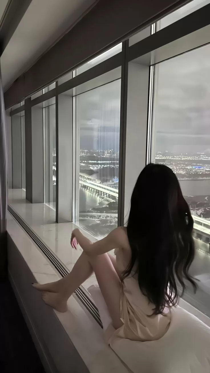 被圈内人带进字母圈实践的圈外人